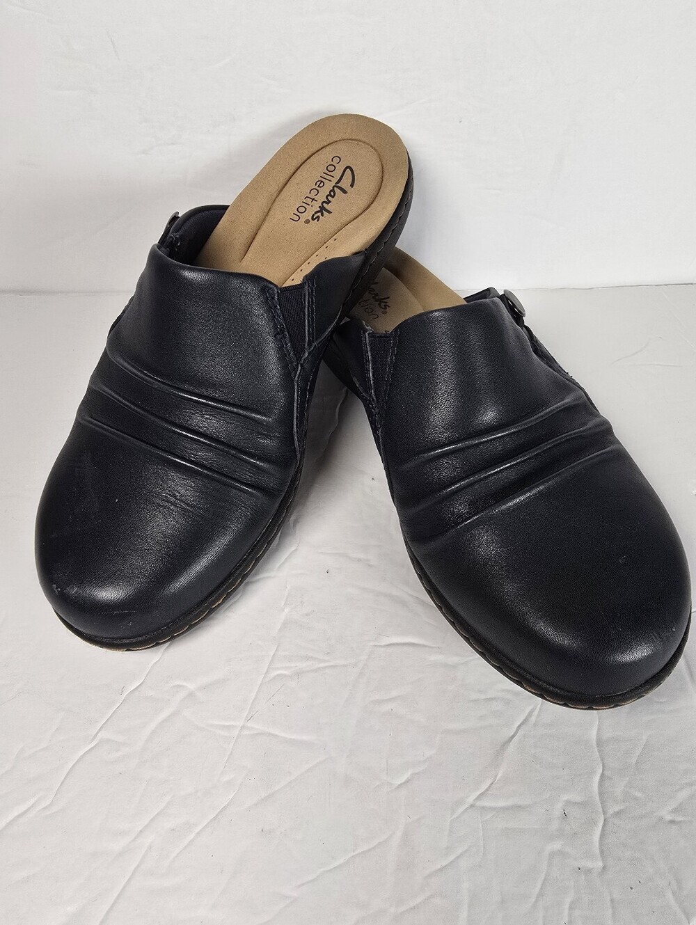 Clarks Laurieann Bay Black Leather Slip-on Mules Pleated Details Size 6.5